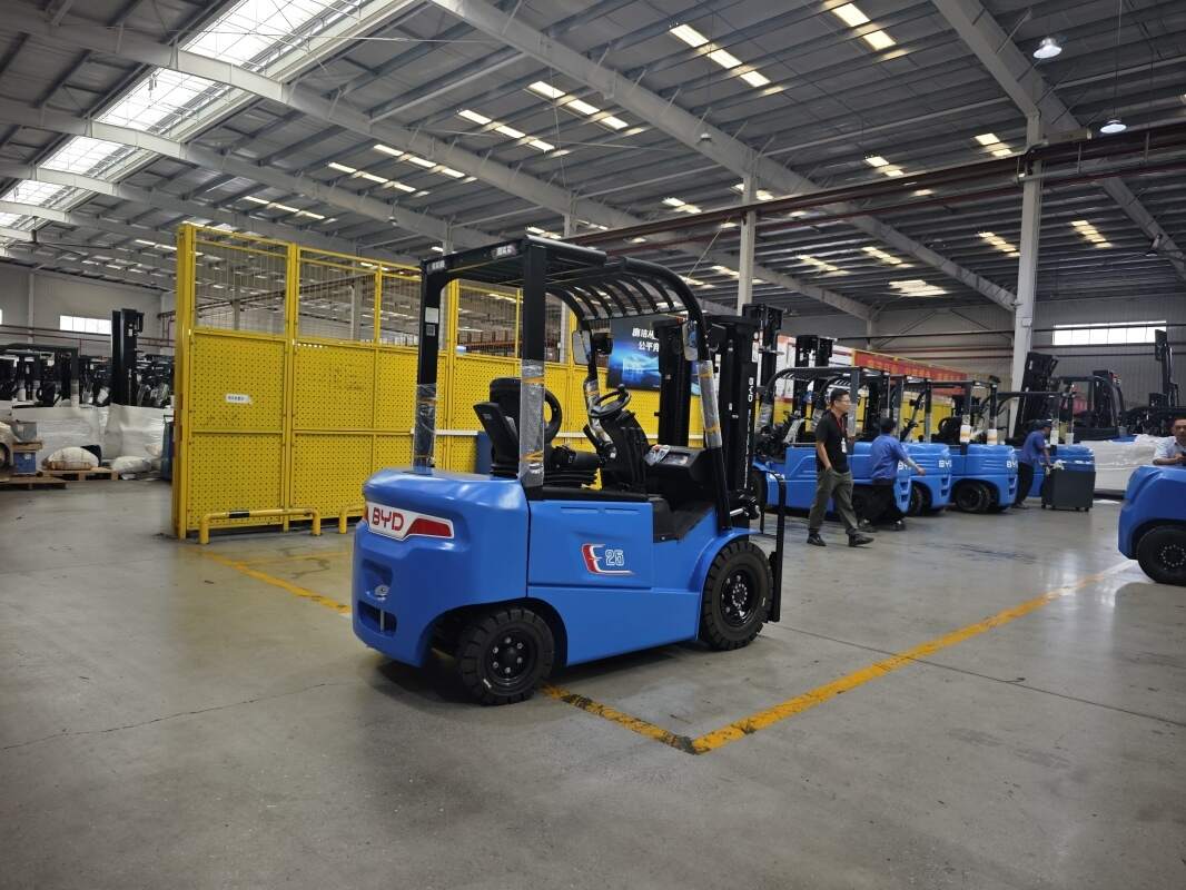 7 fatores para avaliar ao comprar empilhadeira elétrica retrátil(Figura1)